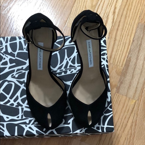 Diane von Furstenberg suede heels Lucette sz6M - Picture 3 of 9